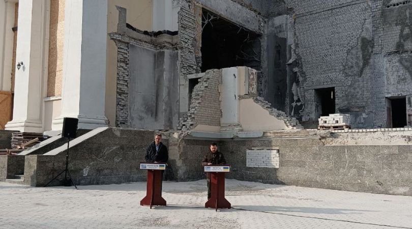 Russian ballistic missile strikes 500 meters from Zelenskyy, Greek PM in Odesa